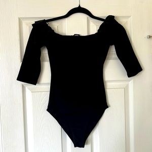 Zara Black On or Off the Shoulder Ruffled Bodysuit Size S.